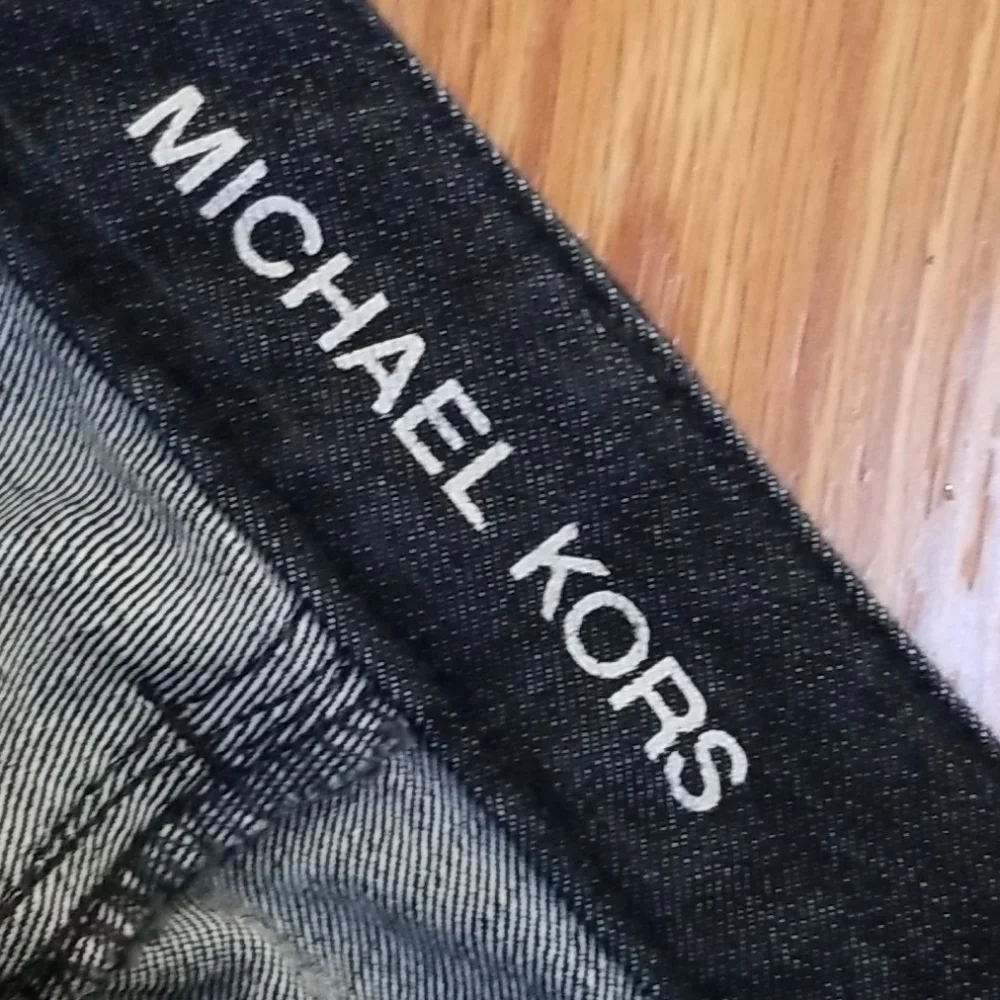Michael kors bell bottom Jean's 6‎
